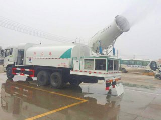多功能抑塵車是如何噴霧降塵的呢？原理是什么